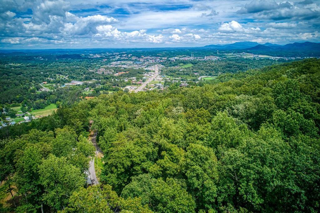 Suite Sensations, Hot Tub, Pool Table, 1089 Free Tickets Each Paid Day, Dollywood And More Пиджен-Фордж Экстерьер фото