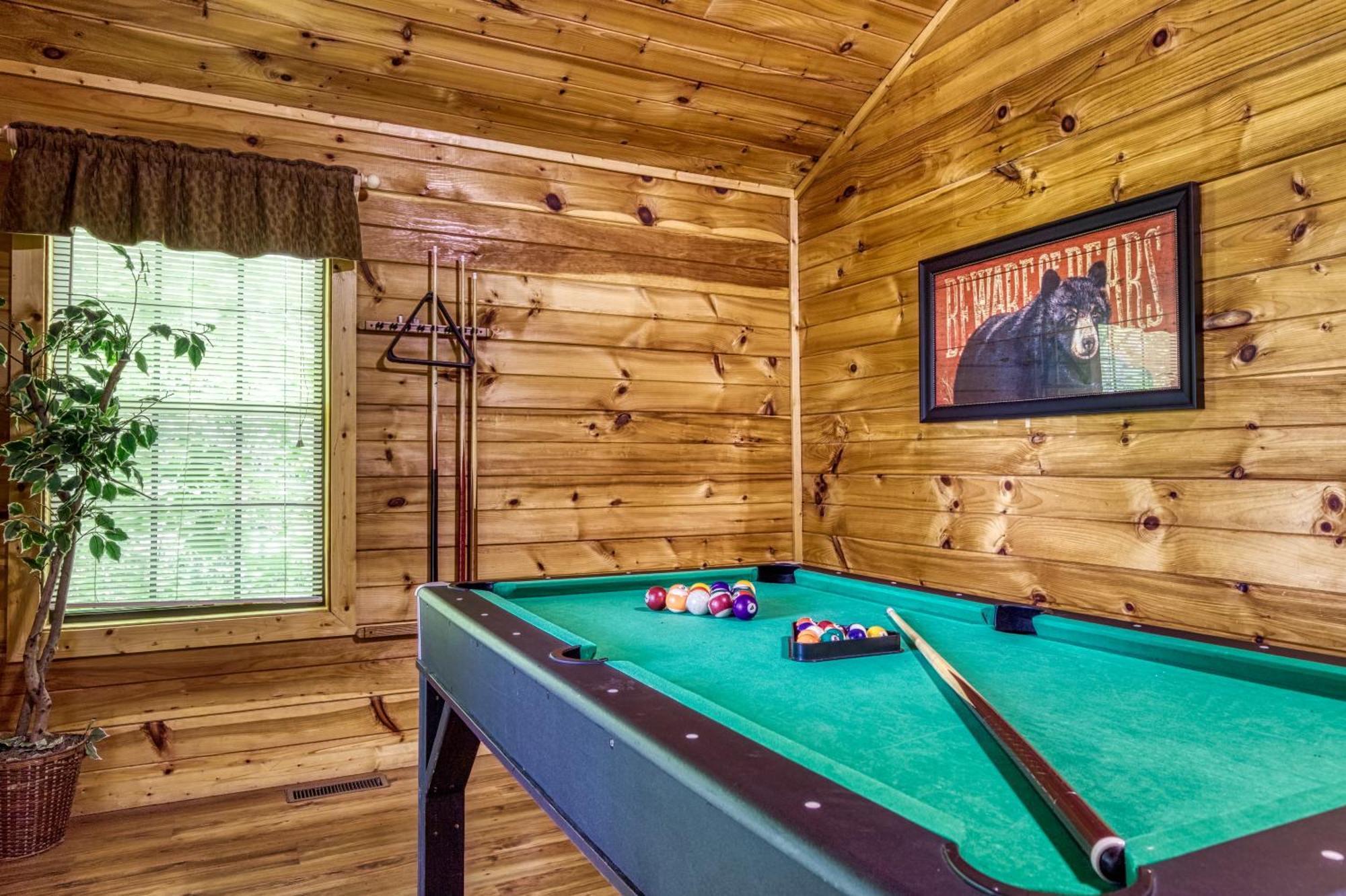Suite Sensations, Hot Tub, Pool Table, 1089 Free Tickets Each Paid Day, Dollywood And More Пиджен-Фордж Экстерьер фото
