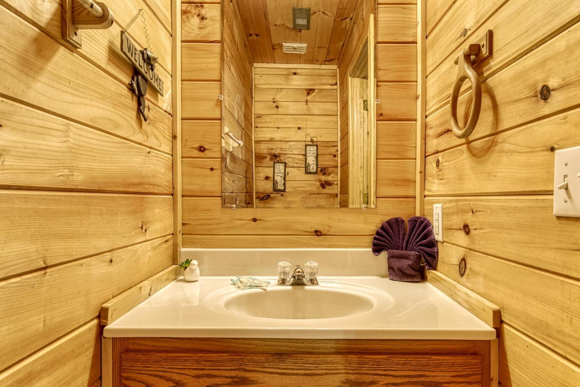 Suite Sensations, Hot Tub, Pool Table, 1089 Free Tickets Each Paid Day, Dollywood And More Пиджен-Фордж Экстерьер фото