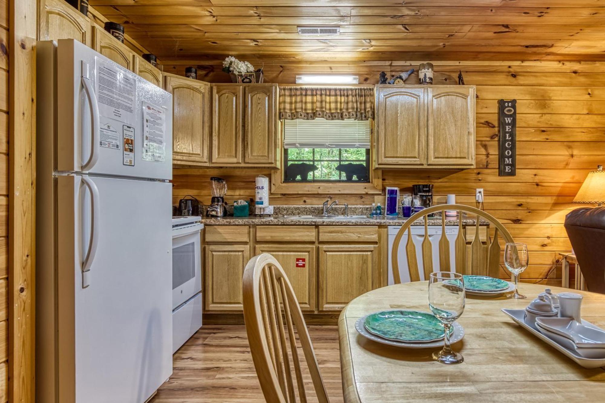 Suite Sensations, Hot Tub, Pool Table, 1089 Free Tickets Each Paid Day, Dollywood And More Пиджен-Фордж Экстерьер фото